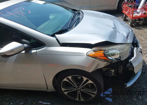 2016 Kia Forte Ex из США, поврежденный, VIN KNAFZ4A88G5473568